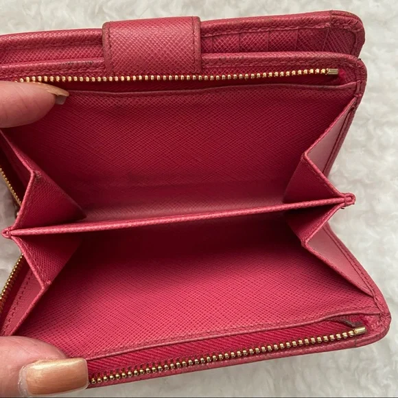 SOLD - PRADA PINK SMALL SAFFIANO LEATHER WALLET - Picture 6 of 9